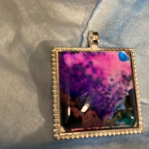 Handmade Jewelry Square Silvertone Setting w Alcohol Ink Art Under Domed Glass - Picture 3 of 3